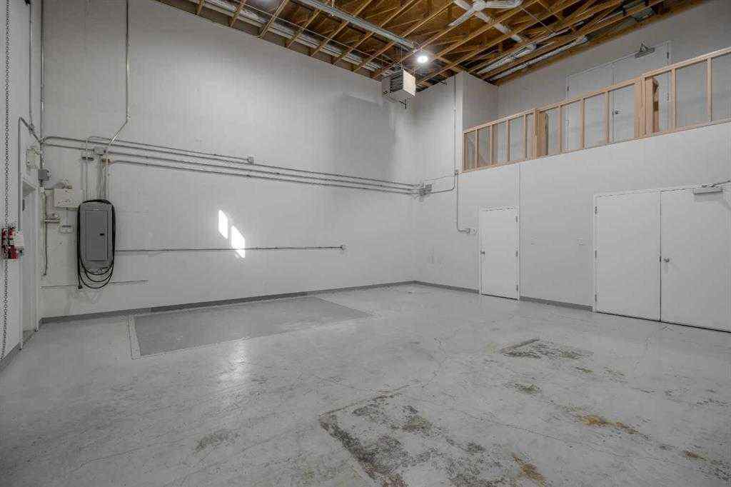 MLS® A2230526 - Unit #170 2910 16 Avenue N in Churchill Industrial Park Lethbridge, Commercial