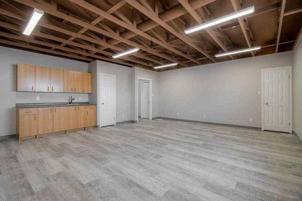 MLS® A2230526 - Unit #170 2910 16 Avenue N in Churchill Industrial Park Lethbridge, Commercial