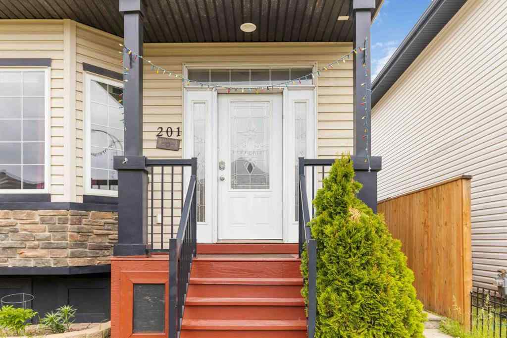 MLS® A2230538 - 201 Grouse Way  in Eagle Ridge Fort McMurray, Residential