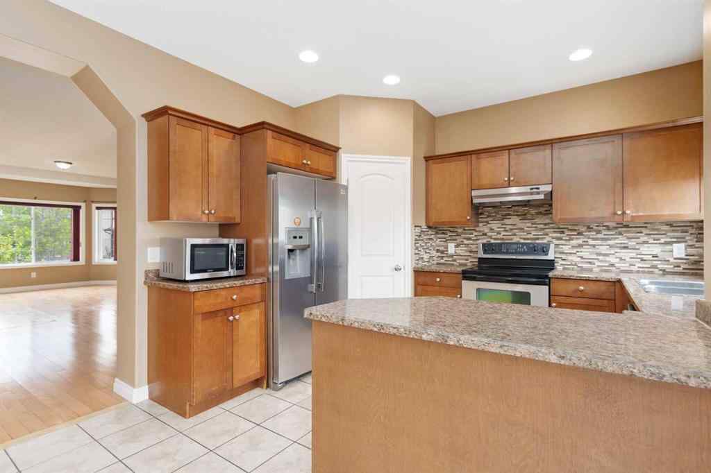 MLS® A2230538 - 201 Grouse Way  in Eagle Ridge Fort McMurray, Residential