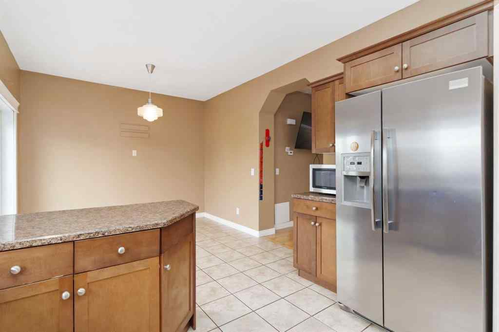 MLS® A2230538 - 201 Grouse Way  in Eagle Ridge Fort McMurray, Residential