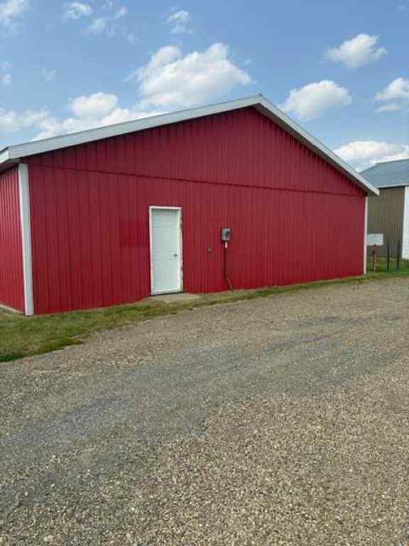 MLS® A2230563 - Lot 4 Fairview Airport Hangar   in NONE Fairview, Commercial