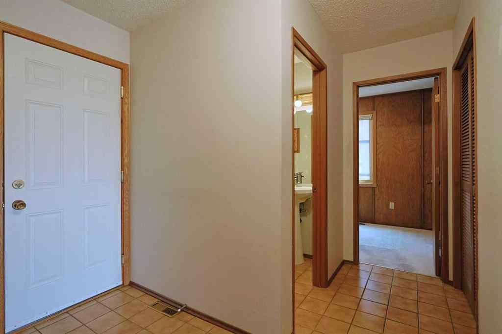 MLS® A2230579 - 7047 Edgemont Drive NW in Edgemont Calgary, Residential
