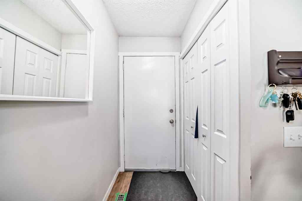 MLS® A2230596 - 442 Templeview Drive NE in Temple Calgary, Residential