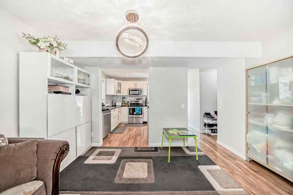 MLS® A2230596 - 442 Templeview Drive NE in Temple Calgary, Residential