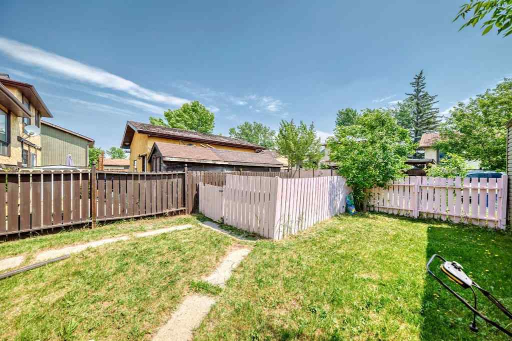 MLS® A2230596 - 442 Templeview Drive NE in Temple Calgary, Residential
