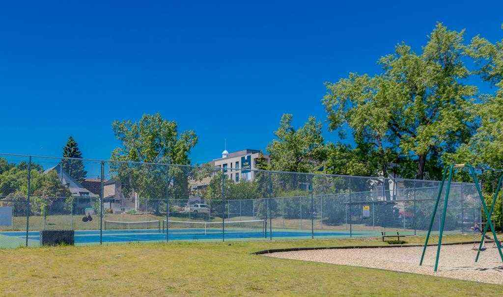 MLS® A2230606 - Unit #1 1524 29 Avenue SW in South Calgary Calgary, Residential