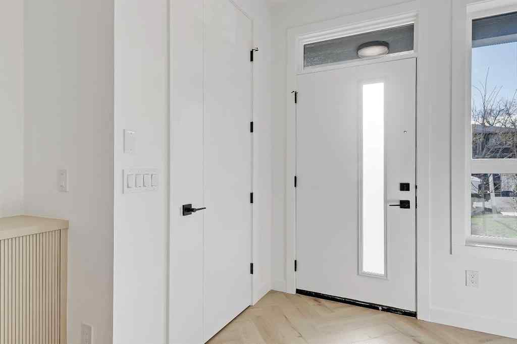 MLS® A2230607 - Unit #3 1524 29 Avenue SW in South Calgary Calgary, Residential