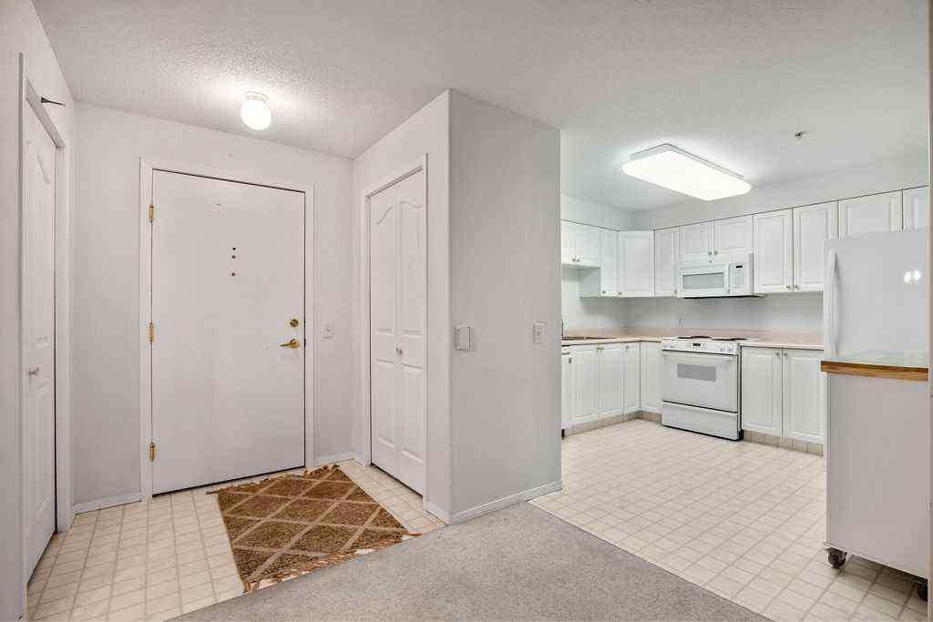 MLS® A2230636 - 3207 Millrise Point SW in Millrise Calgary, Residential