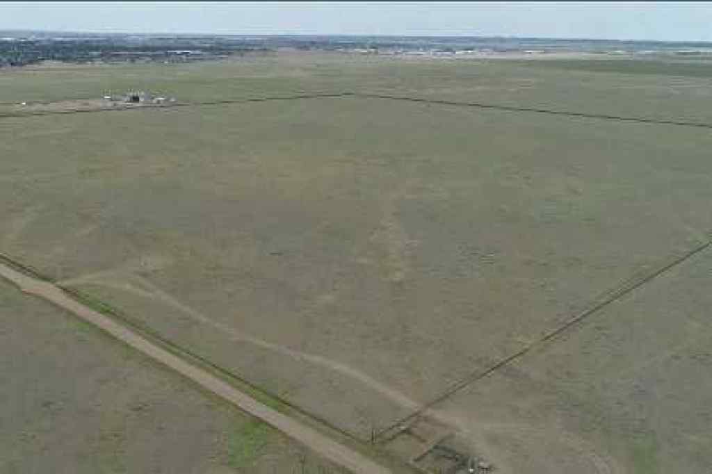 MLS® A2230673 - On 11 Avenue NE in Northeast Crescent Heights Medicine Hat, Agri-Business