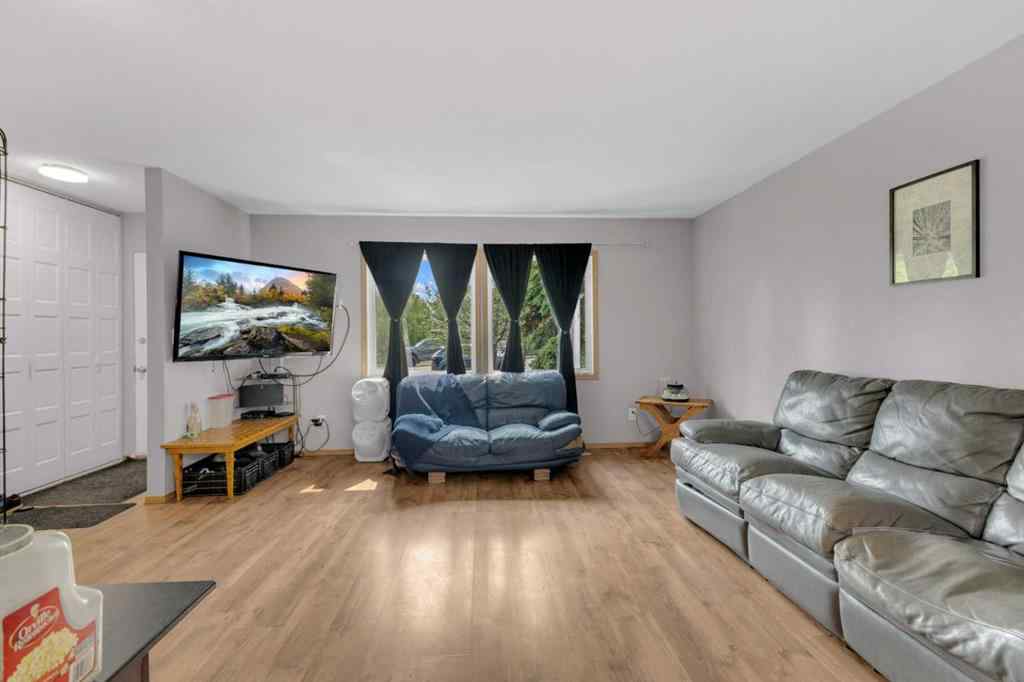 MLS® A2230711 - 10 45 Street Crescent  in Palo Sylvan Lake, Residential