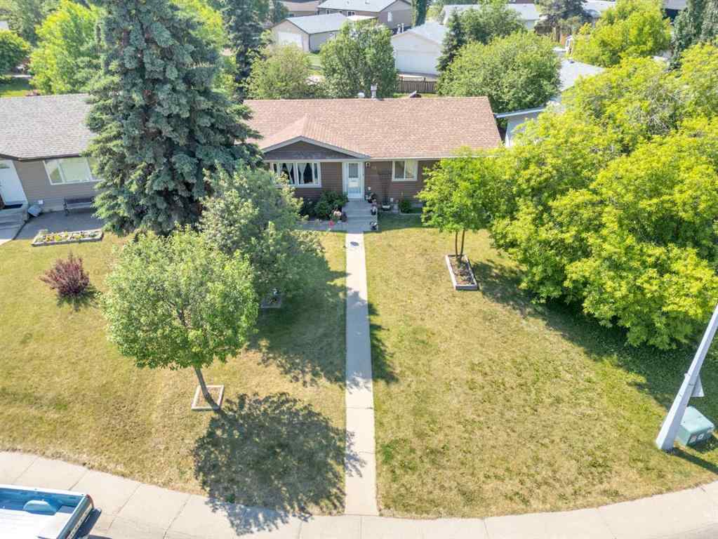 MLS® A2230711 - 10 45 Street Crescent  in Palo Sylvan Lake, Residential