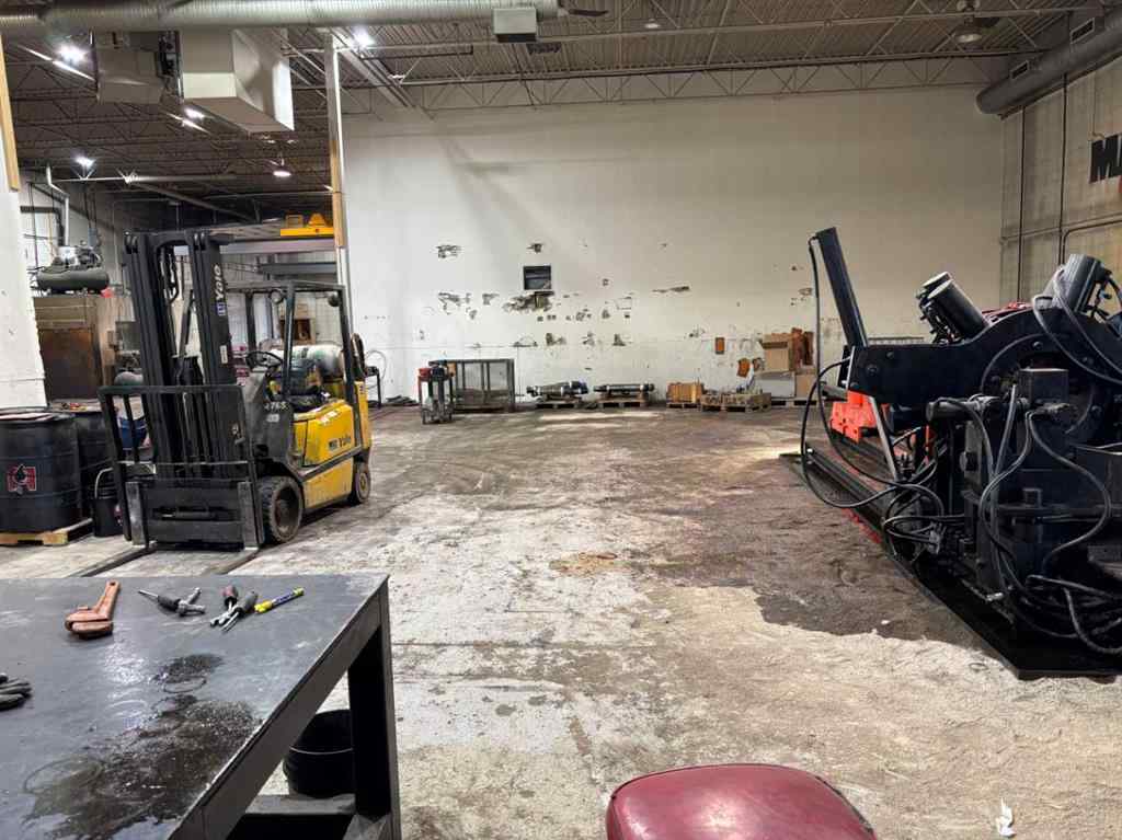 MLS® A2230726 - 4452 64 Avenue SE in Foothills Calgary, Commercial