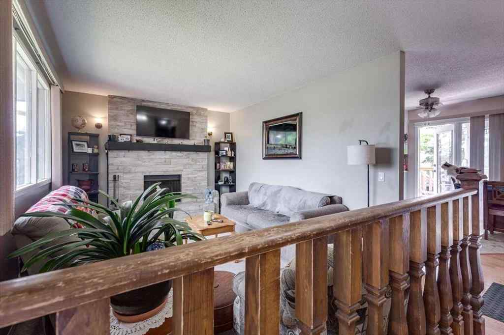 MLS® A2230765 - 20 Larne Place  in Park Place Penhold, Residential