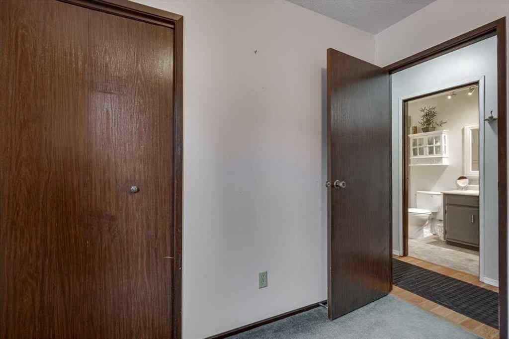 MLS® A2230765 - 20 Larne Place  in Park Place Penhold, Residential