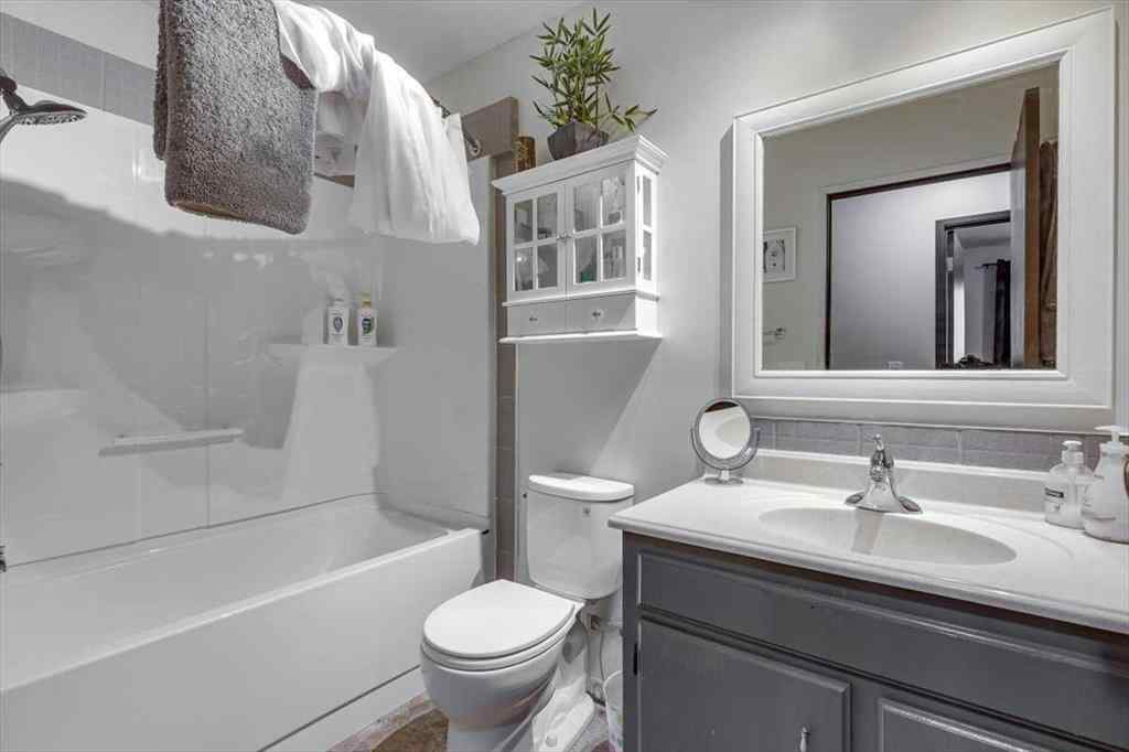 MLS® A2230765 - 20 Larne Place  in Park Place Penhold, Residential