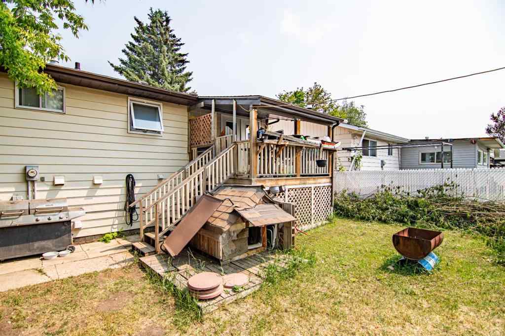 MLS® A2230836 - 44 Oyen Crescent  in Oriole Park Red Deer, Residential