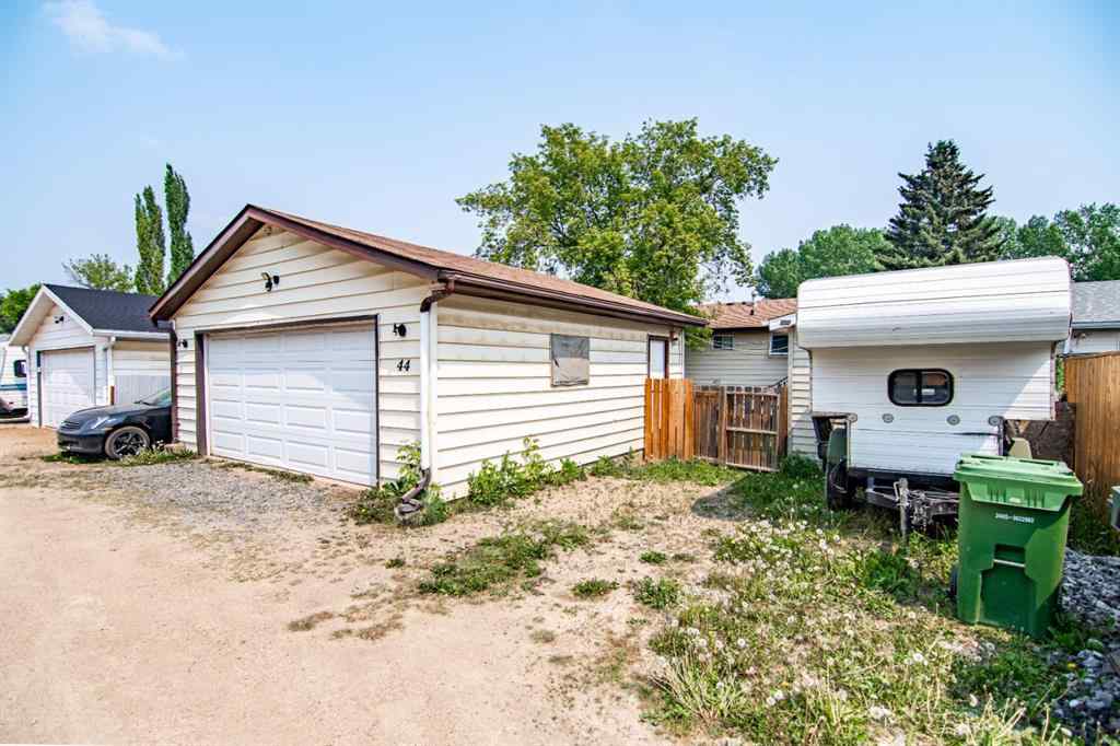 MLS® A2230836 - 44 Oyen Crescent  in Oriole Park Red Deer, Residential