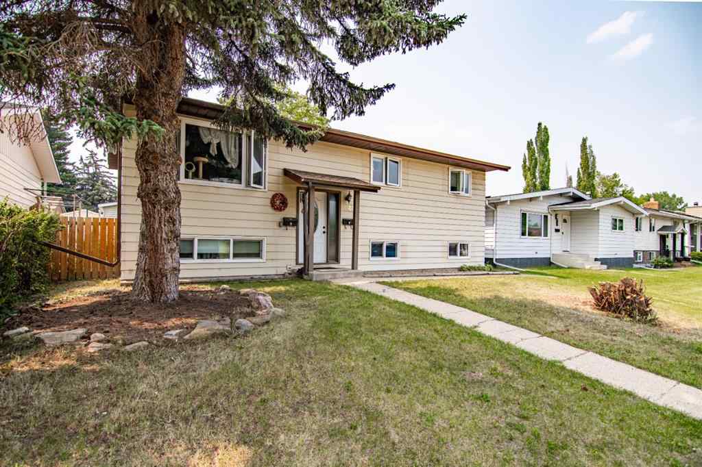 MLS® A2230836 - 44 Oyen Crescent  in Oriole Park Red Deer, Residential