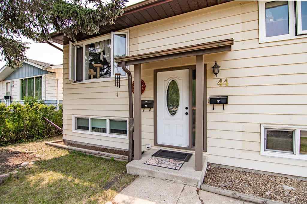 MLS® A2230836 - 44 Oyen Crescent  in Oriole Park Red Deer, Residential