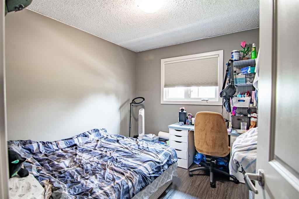 MLS® A2230836 - 44 Oyen Crescent  in Oriole Park Red Deer, Residential
