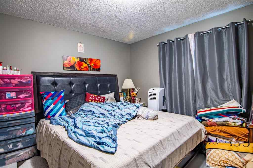 MLS® A2230836 - 44 Oyen Crescent  in Oriole Park Red Deer, Residential