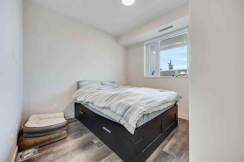 MLS® A2230849 - Unit #301 1107 Gladstone Road NW in Hillhurst Calgary, Residential
