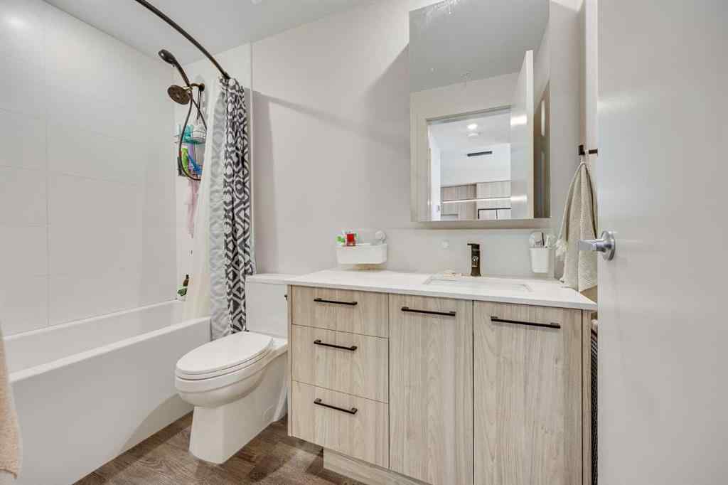 MLS® A2230849 - Unit #301 1107 Gladstone Road NW in Hillhurst Calgary, Residential