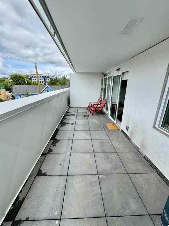 MLS® A2230849 - Unit #301 1107 Gladstone Road NW in Hillhurst Calgary, Residential