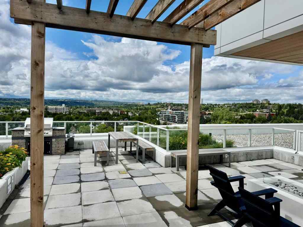 MLS® A2230849 - Unit #301 1107 Gladstone Road NW in Hillhurst Calgary, Residential