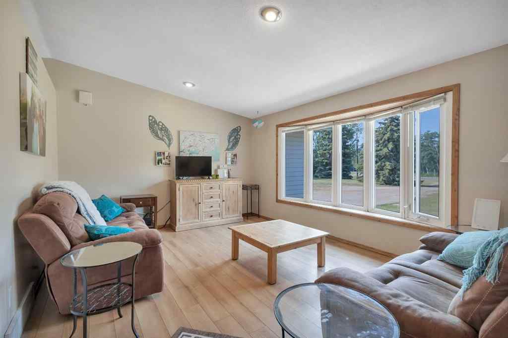 MLS® A2230867 - 103 Northstar Crescent  in NONE Rural Ponoka County, Residential