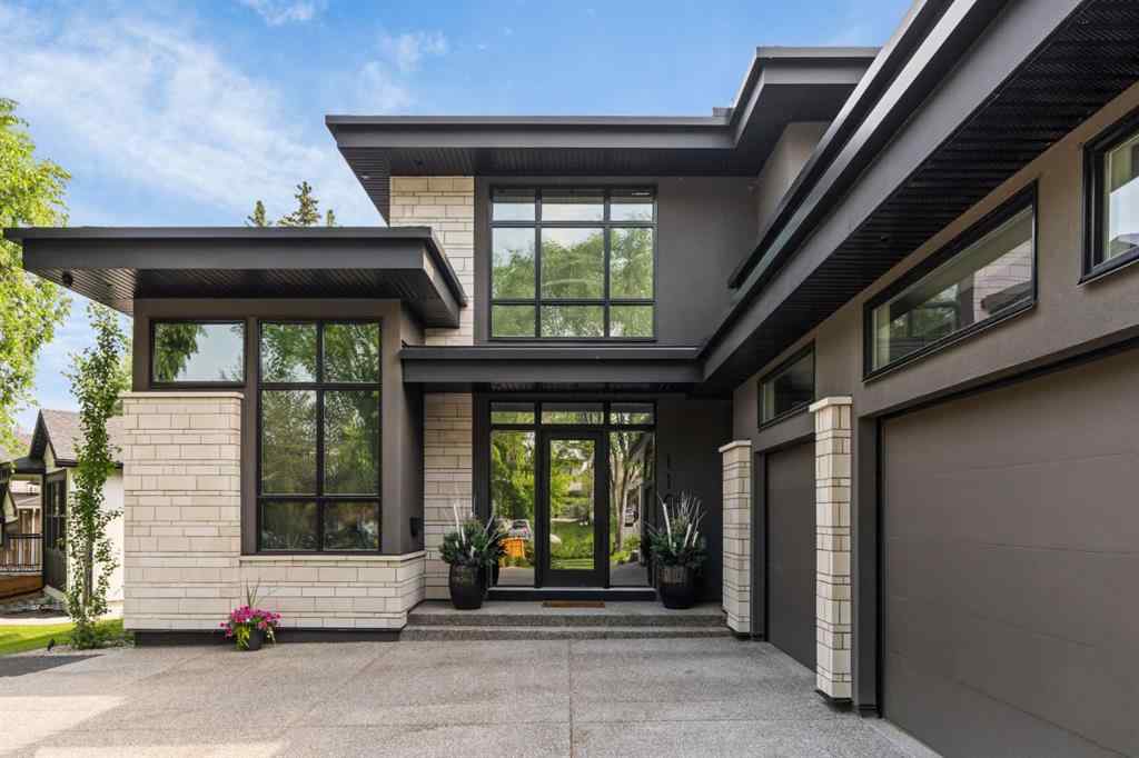 MLS® A2230888 - 110 Lissington Drive SW in North Glenmore Park Calgary, Residential