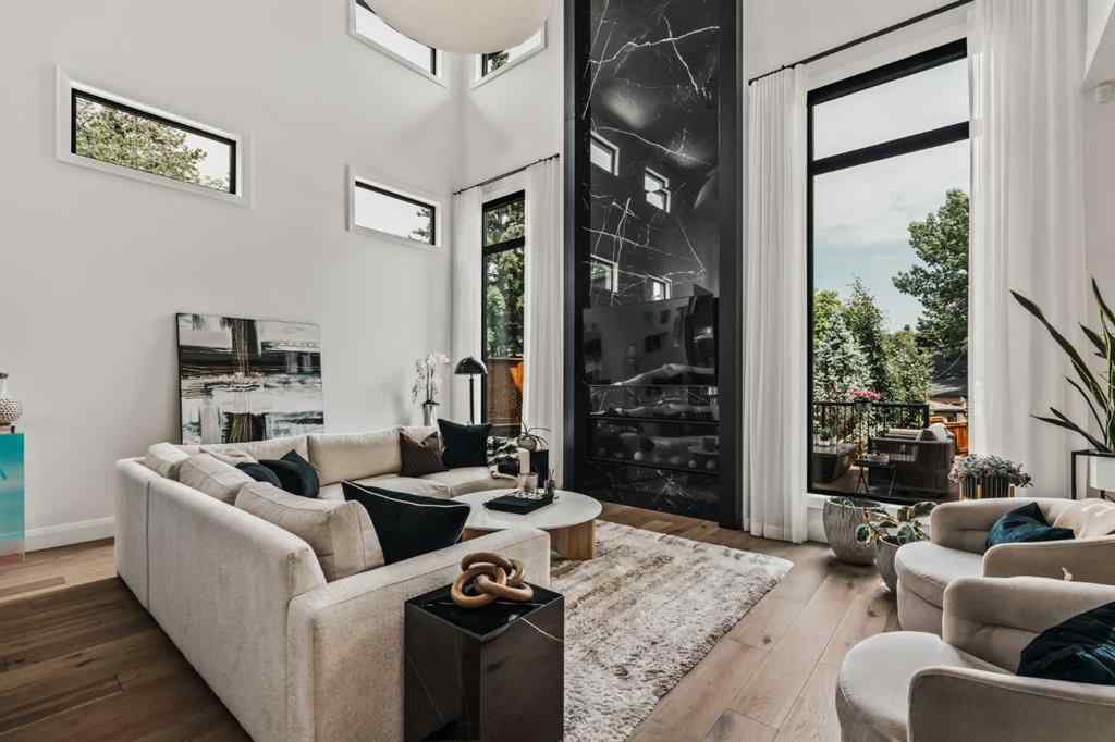 MLS® A2230888 - 110 Lissington Drive SW in North Glenmore Park Calgary, Residential