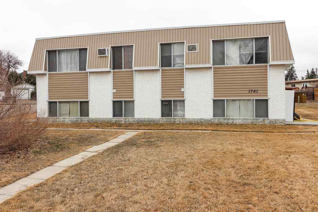 MLS® A2230893 - 1741 14 Avenue SE in Crestwood-Norwood Medicine Hat, Multi-Family