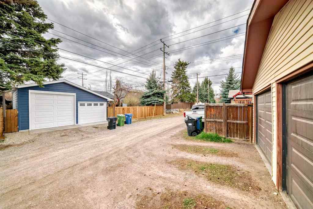 MLS® A2230901 - 53 Wakefield Drive SW in Westgate Calgary, Residential