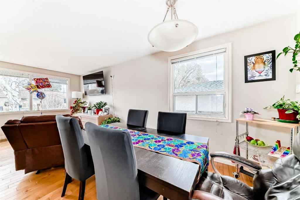 MLS® A2230901 - 53 Wakefield Drive SW in Westgate Calgary, Residential