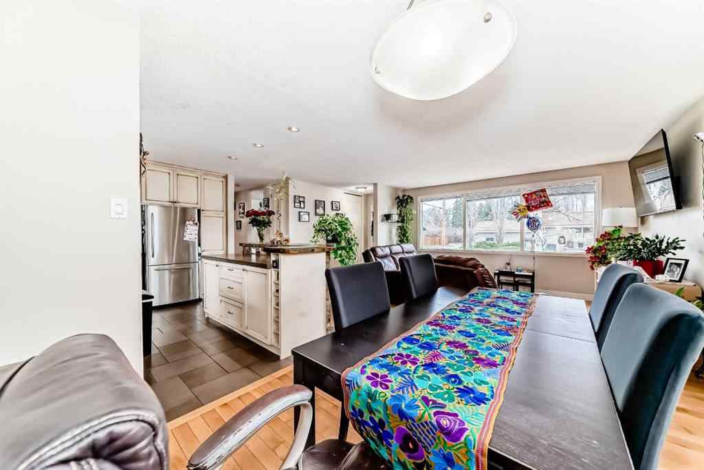 MLS® A2230901 - 53 Wakefield Drive SW in Westgate Calgary, Residential