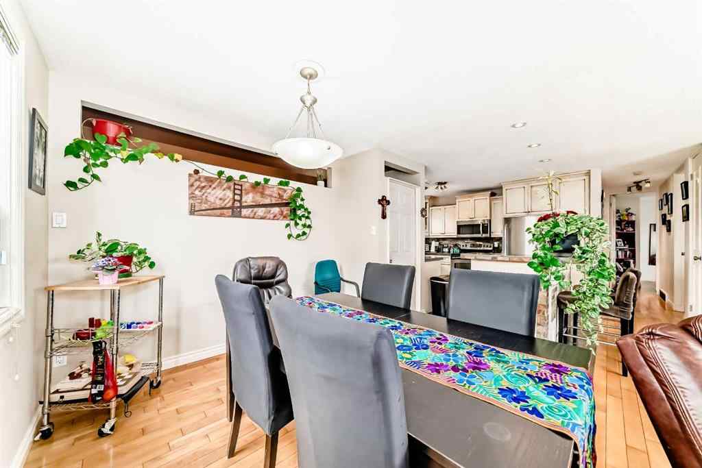 MLS® A2230901 - 53 Wakefield Drive SW in Westgate Calgary, Residential