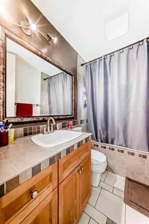 MLS® A2230901 - 53 Wakefield Drive SW in Westgate Calgary, Residential