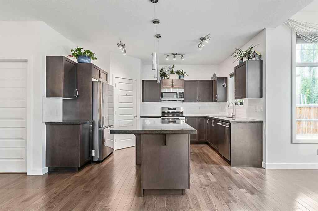 MLS® A2230916 - 6 Drake Landing Gate  in Drake Landing Okotoks, Residential