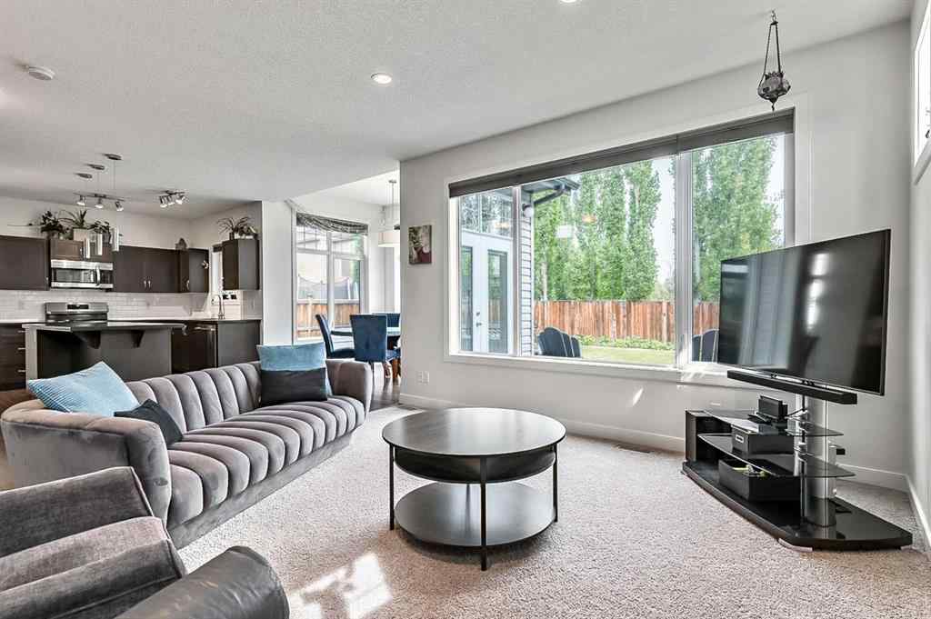 MLS® A2230916 - 6 Drake Landing Gate  in Drake Landing Okotoks, Residential