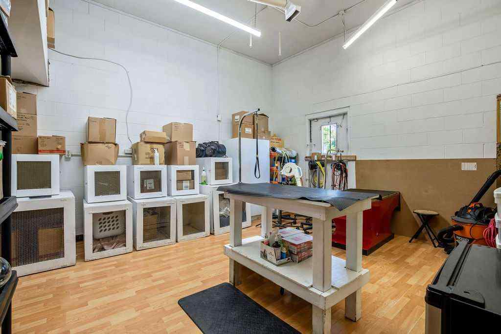 MLS® A2230918 - 430 8 Avenue SE in NONE High River, Commercial