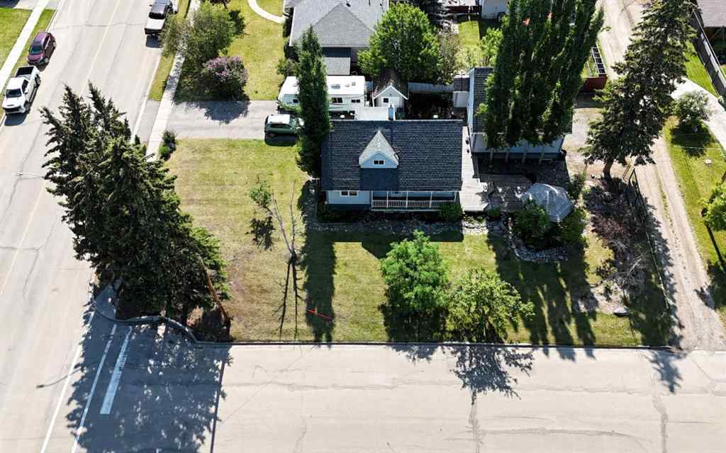 MLS® A2230922 - 4204 6 Avenue  in Edson Edson, Residential