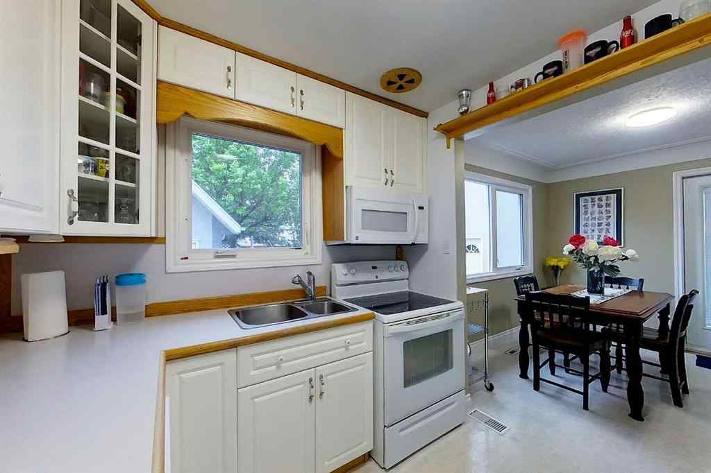 MLS® A2230922 - 4204 6 Avenue  in Edson Edson, Residential