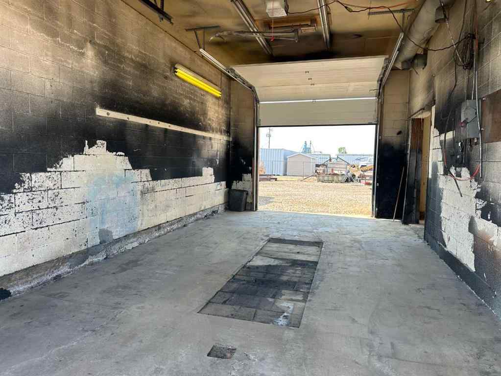 MLS® A2230951 - 6002 60 Avenue  in NONE Taber, Commercial