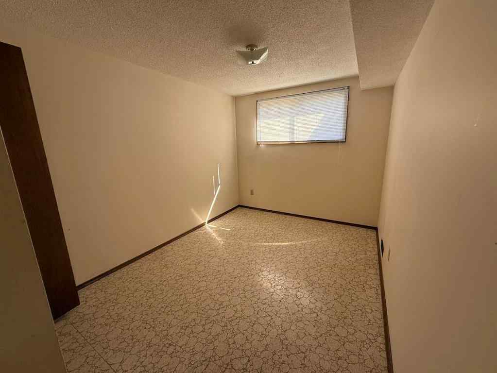 MLS® A2230953 - 7331 & 7329 Huntertown Crescent NW in Huntington Hills Calgary, Residential
