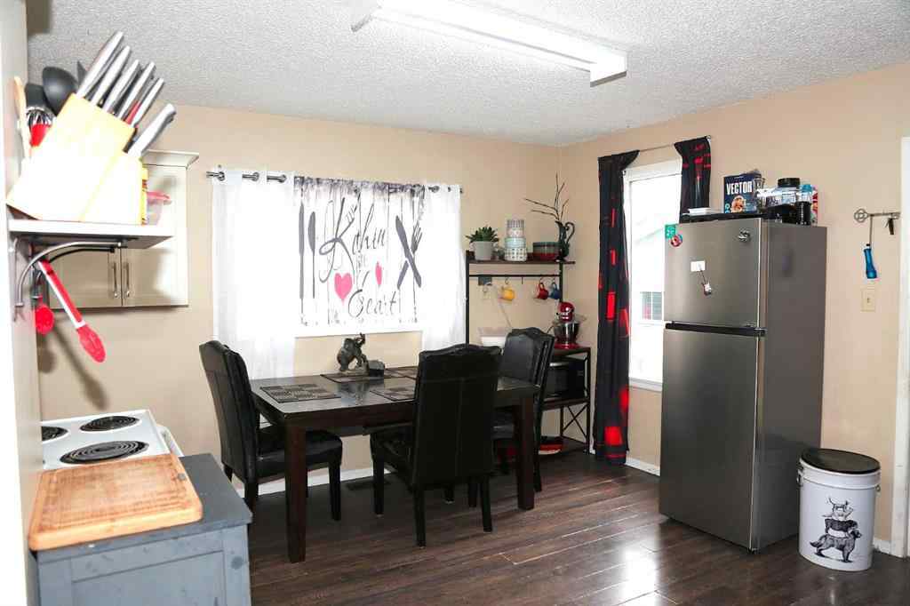 MLS® A2230985 - 7070 18 Avenue  in NONE Coleman, Residential