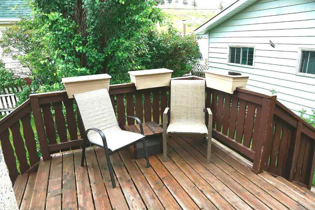 MLS® A2230985 - 7070 18 Avenue  in NONE Coleman, Residential