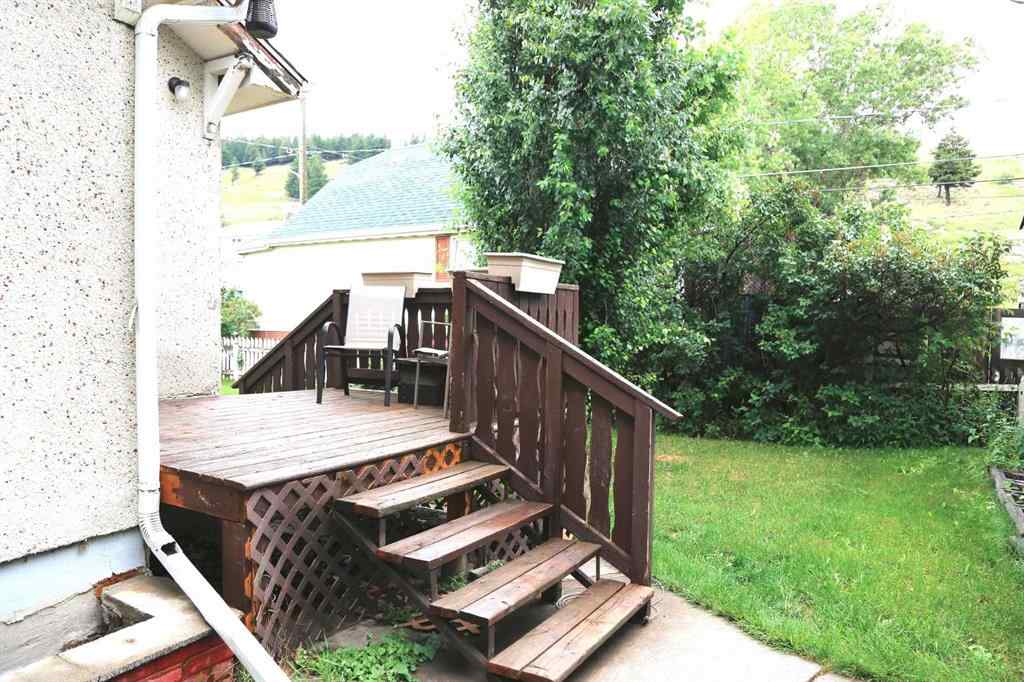 MLS® A2230985 - 7070 18 Avenue  in NONE Coleman, Residential
