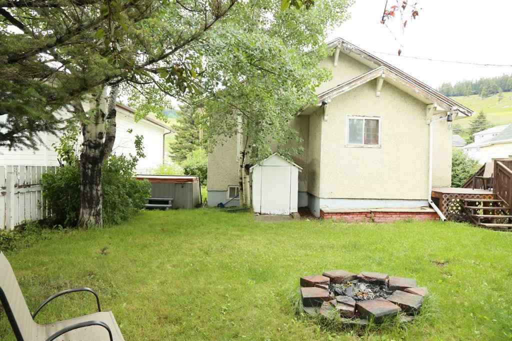 MLS® A2230985 - 7070 18 Avenue  in NONE Coleman, Residential